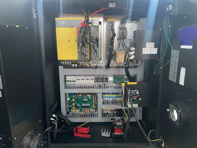 Токарные обрабатывающие центры SKMC SL1500М