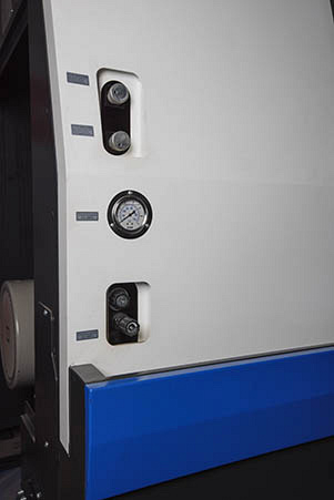 Токарный станок с наклонной станиной KTL60/1000 (NL504SC)