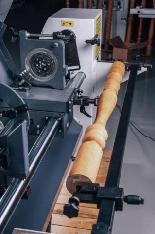 Токарный станок с автоподачей OSTERMANN CL 1200 AUTO