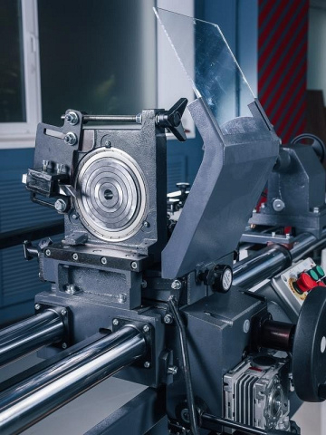 Токарный станок с автоподачей OSTERMANN CL 1200 AUTO