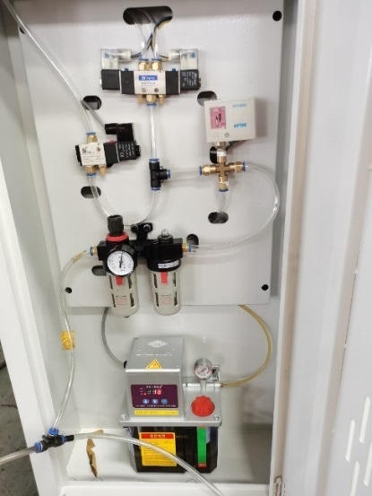 Вертикальный обрабатывающий центр с ЧПУ MetalTec TOPMILL 800S