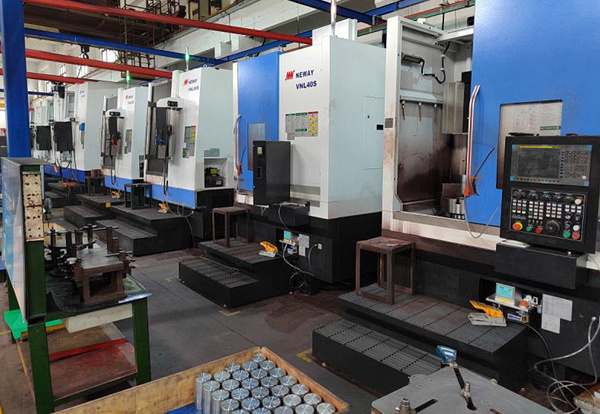 Вертикальный токарный станок с ЧПУ KVT60