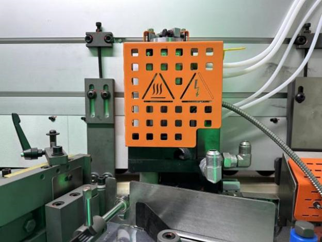 Кромкооблицовочный автоматический станок HOLD HD6211С