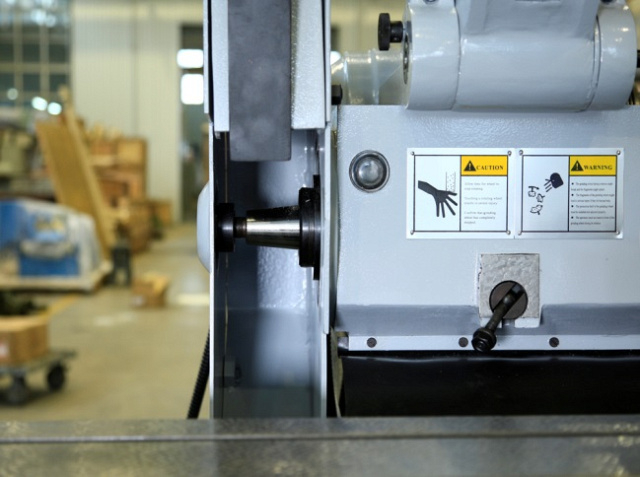 Универсальные круглошлифовальные станки UNIVEQ UGU 20