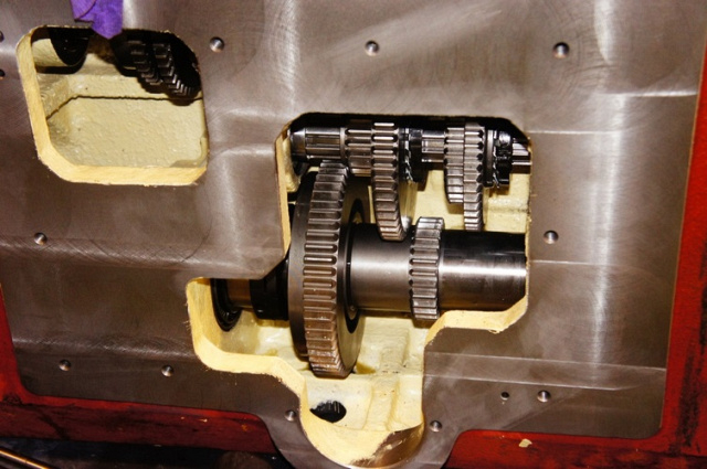 Универсальные горизонтально-расточные станки U’Chine UBM с УЦИ