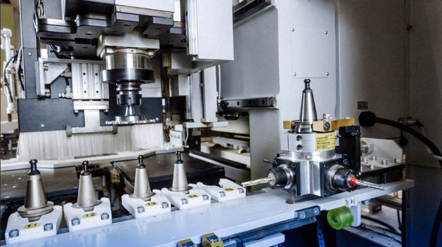 Сверлильно-присадочный центр с ЧПУ Beaver SWIFT Turbo PRO 1200-2HGA