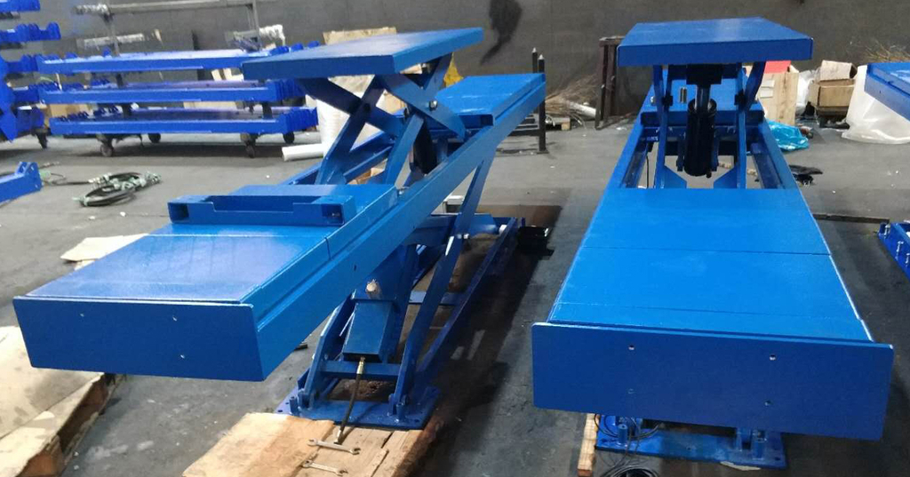 Подъемник пантографный F6108 AE&T (4 тонны)