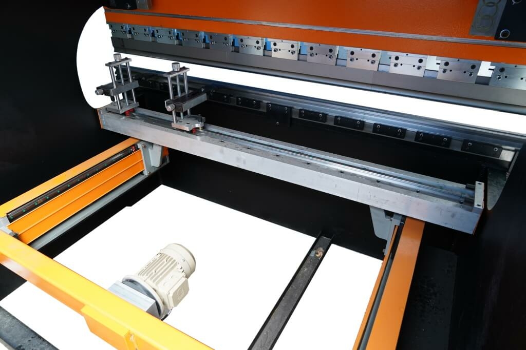 Листогибочный пресс MetalMaster Vartek BasicForm 3100x135