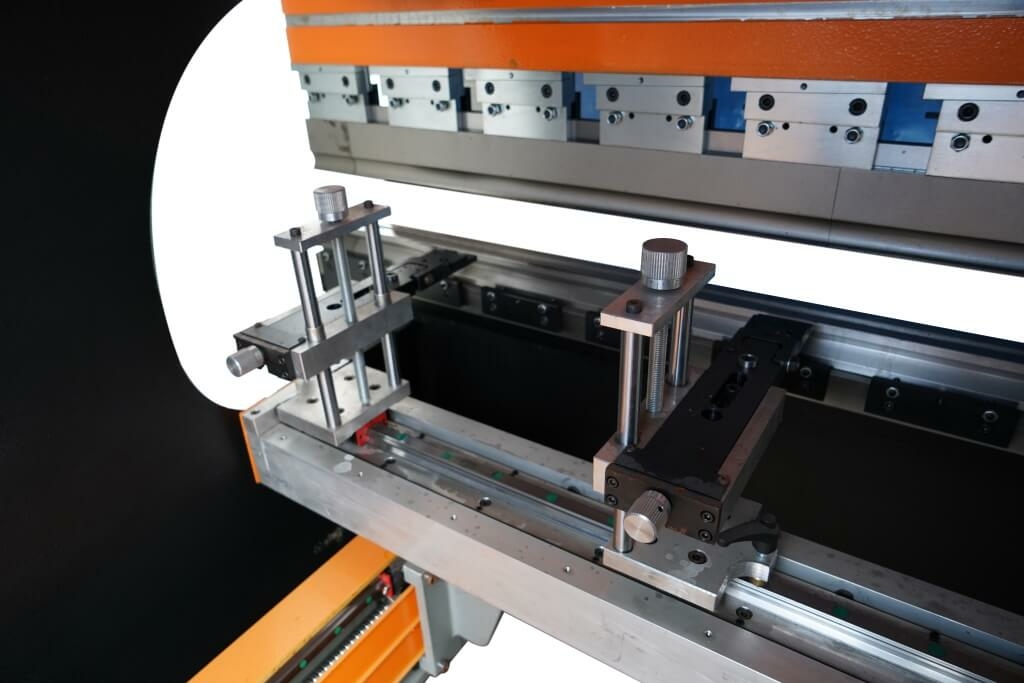 Листогибочный пресс MetalMaster Vartek BasicForm 3100x135