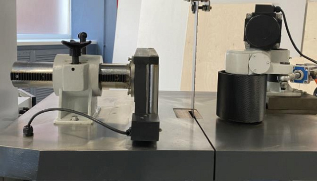 Ленточнопильный станок EcoWood BS 700 AUTO с подающим устройством