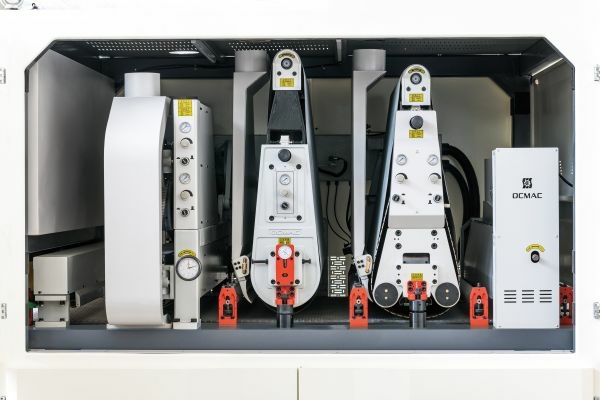 Автоматический плоскошлифовальный станок QcmacSAF1300B-3