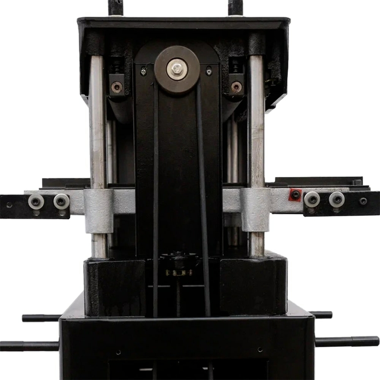 Рейсмусовый станок warrior w0206 hl ширина стола 330 мм мощность двигателя 1,5 квт вал helical