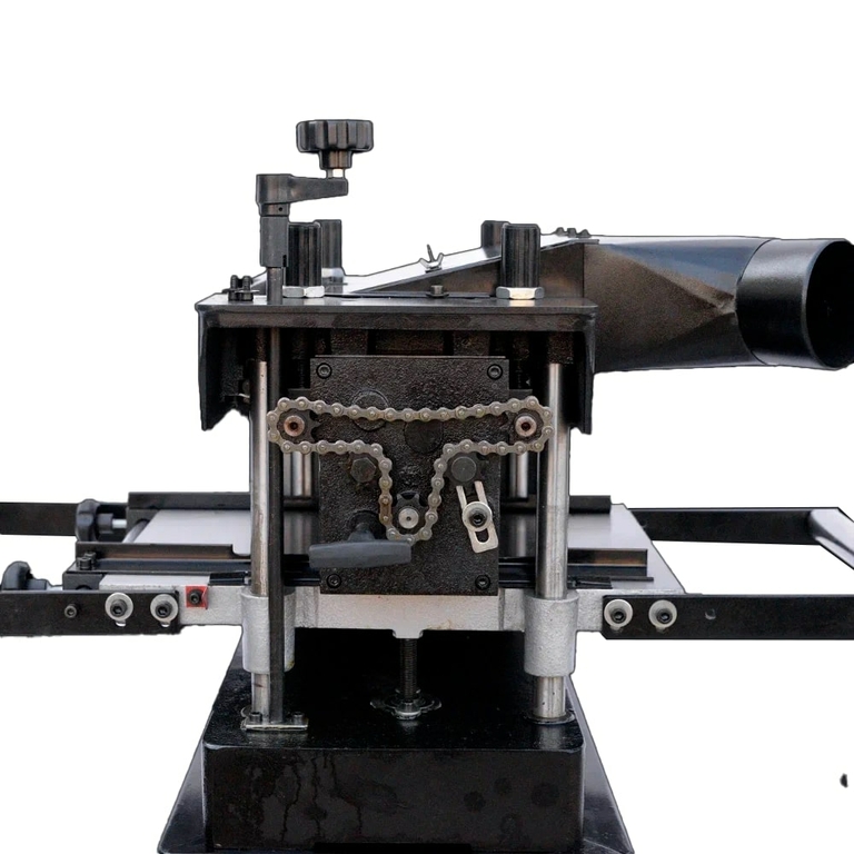 Рейсмусовый станок warrior w0206 hl ширина стола 330 мм мощность двигателя 1,5 квт вал helical