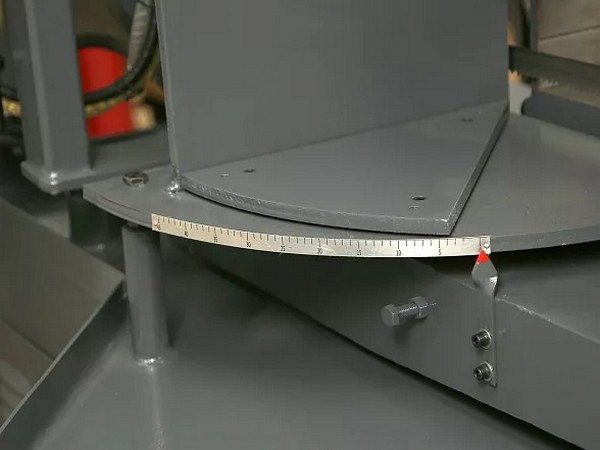 Полуавтоматический ленточнопильный станок IRONMAC CUT-500 CSAF (TOPWAY)