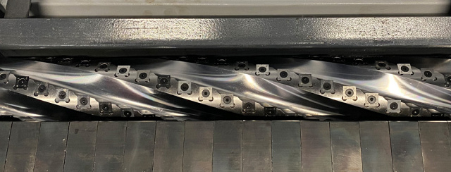 Двусторонние рейсмусовые станки со спиральныйми строгальными валами EcoWood MB 204FW Nova