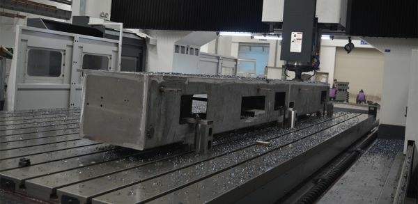 Автоматический кромкооблицовочный станок KDT KE-665JS