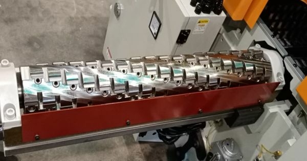 Двухсторонний рейсмусовый станок GT-635ARD