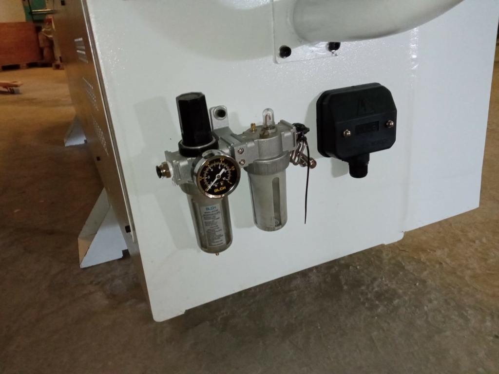 Кромкооблицовочный станок Ltt MF367А