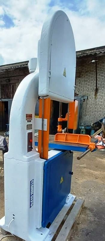 Ленточно-пильный станок PLOVDIV BU 801, Болгария б/у