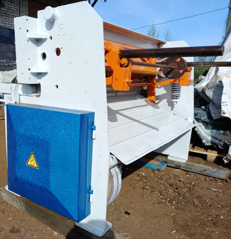 Ножницы гильотинные НД3314Г б/у после ремонта