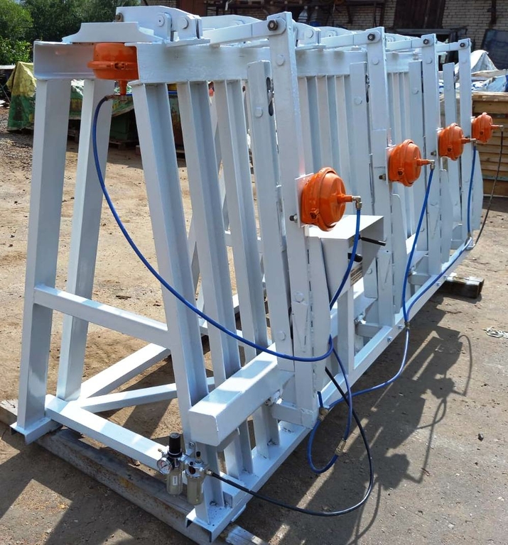 Пресс пневматический для склейки бруса б/у