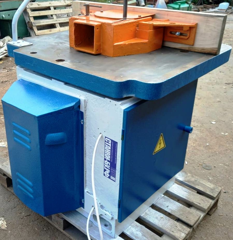 Фрезерный станок ФСШ 2ск. вращения 7000 и 3500 об/мин б/у