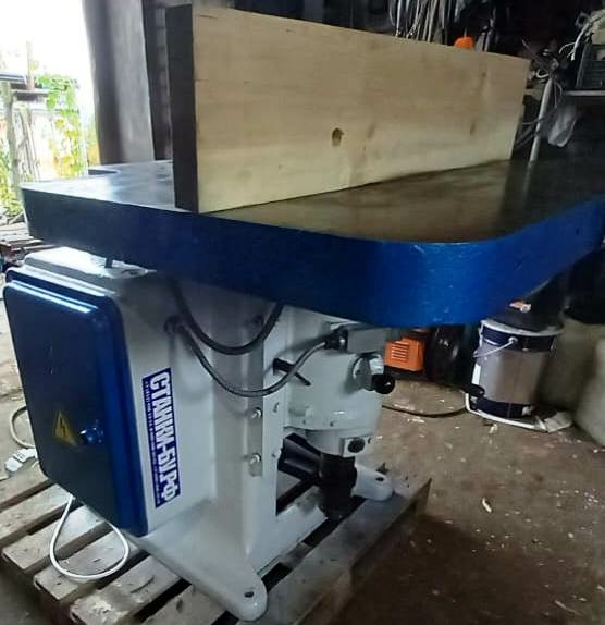 Фрезерный станок ФС-1 б/у 2ск. вращ. 6450 и 3225 об. Мин.