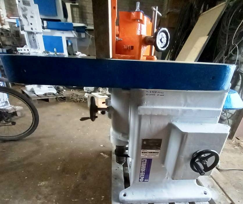 Фрезерный станок ФС-1 б/у 2ск. вращ. 6450 и 3225 об. Мин.