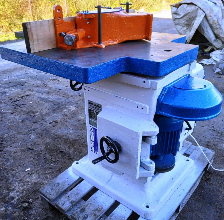 Фрезерный станок ФС-1 б/у 6700 об/мин. после ремонта