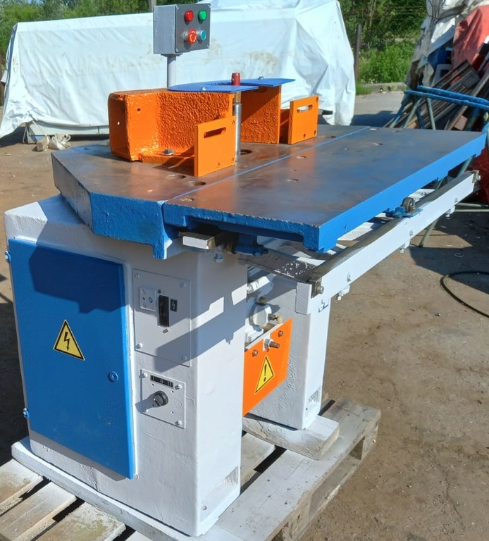 Фрезерный станок ФСШ-1А б/у Киров 4ск. вращения