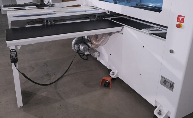 Сверлильно-присадочный центр с ЧПУ Nanxing ND612DT