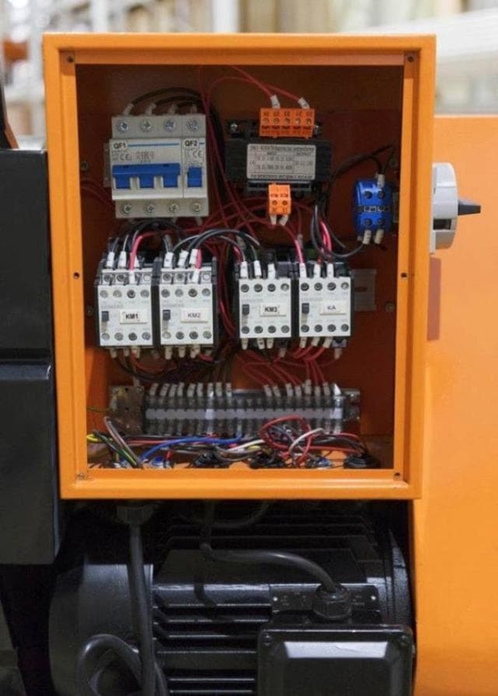 Токарно-винторезный станок Stalex WL-330B/750