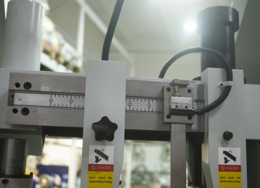 Станок полуавтоматический двухколонный Stalex TGK-4235 (271202)