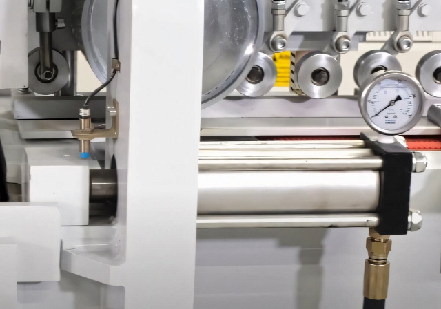 Автоматические прессы для сращивания по длине Beaver. Серия PSK 3100А (6000A) PSK 9000А