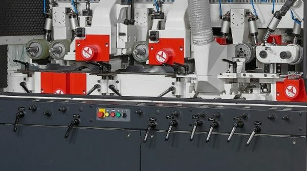 Четырехсторонние продольно-фрезерные станки Gau Jing серии GN