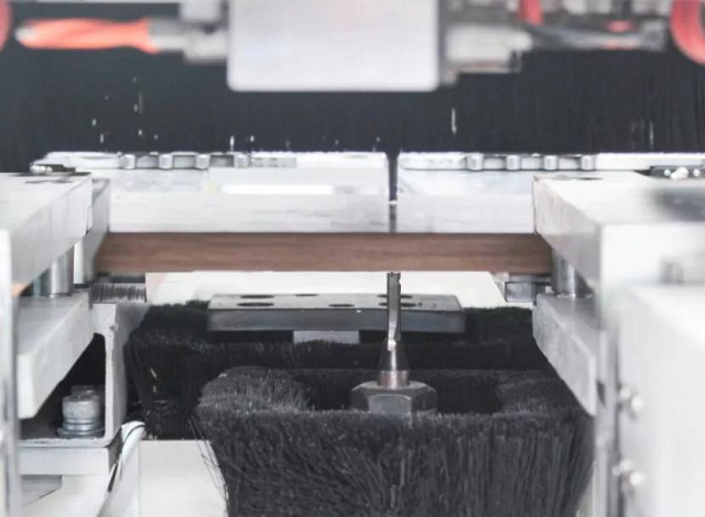 Сверлильно-присадочный центр с ЧПУ Beaver SWIFT Turbo PRO 1200-2HA