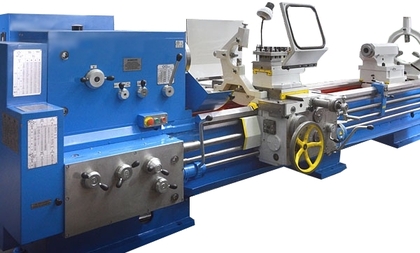 Универсальный токарный станок 16К40/3000