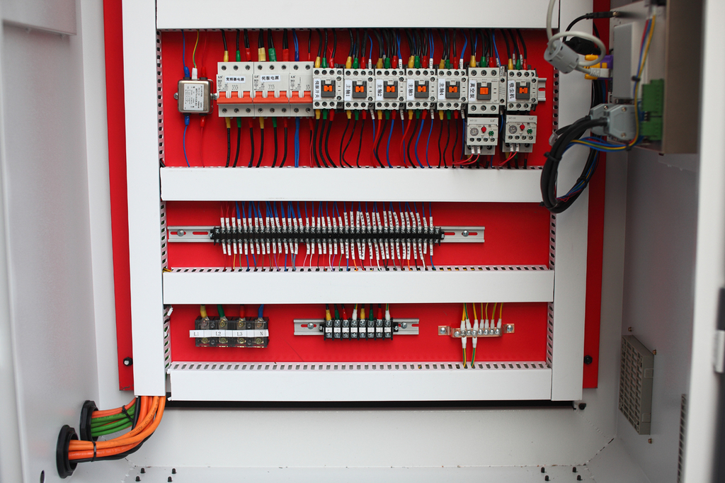 Сверлильно-присадочный станок HOLD HB221