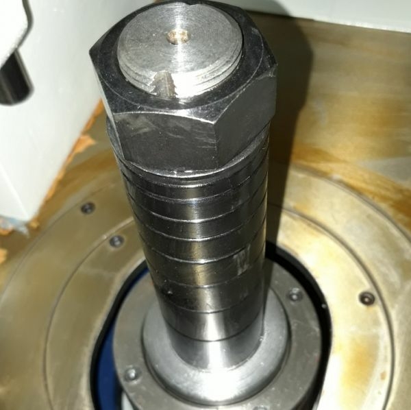 Фрезерный станок с кареткой и наклонным шпинделем LS-625TS