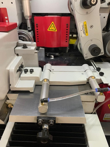 Четырехсторонний продольно-фрезерный станок Beaver 523 Pro