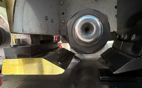 Четырехсторонние продольно-фрезерные станки JANGJA серии PM