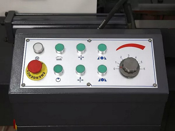 Полуавтоматический ленточнопильный станок IRONMAC CUT-400 CSAF (TOPWAY)