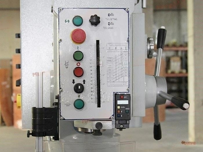 Сверлильный станок Z5035