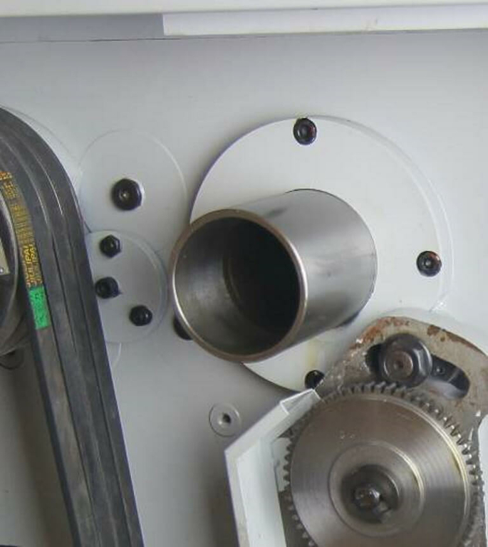 Универсальный токарно-винторезный станок Metal Master ZH 51100 DRO RFS