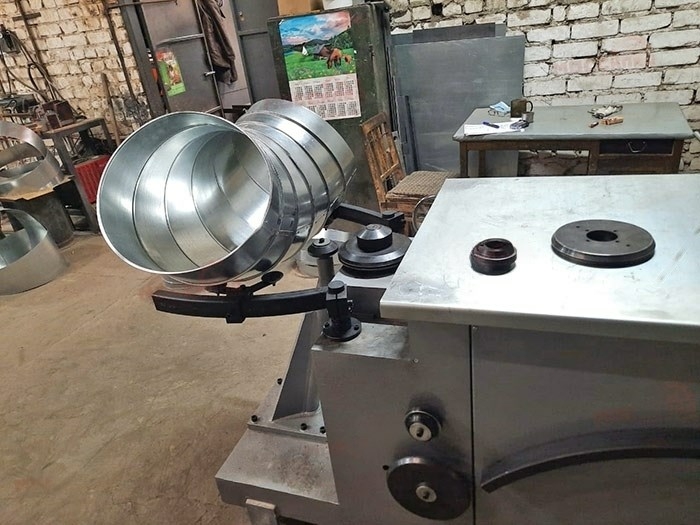 Станок для сборки сегментных отводов GORELOCKER SBWT-1250