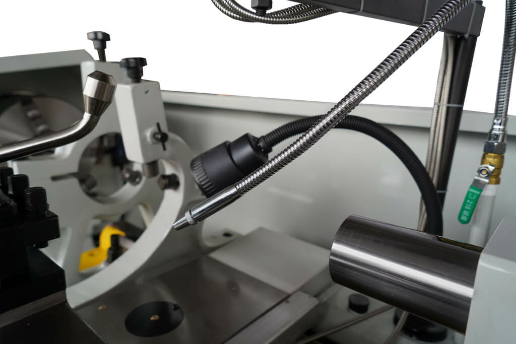 Токарно-винторезный станок Metal Master ZM 66150 DRO RFS