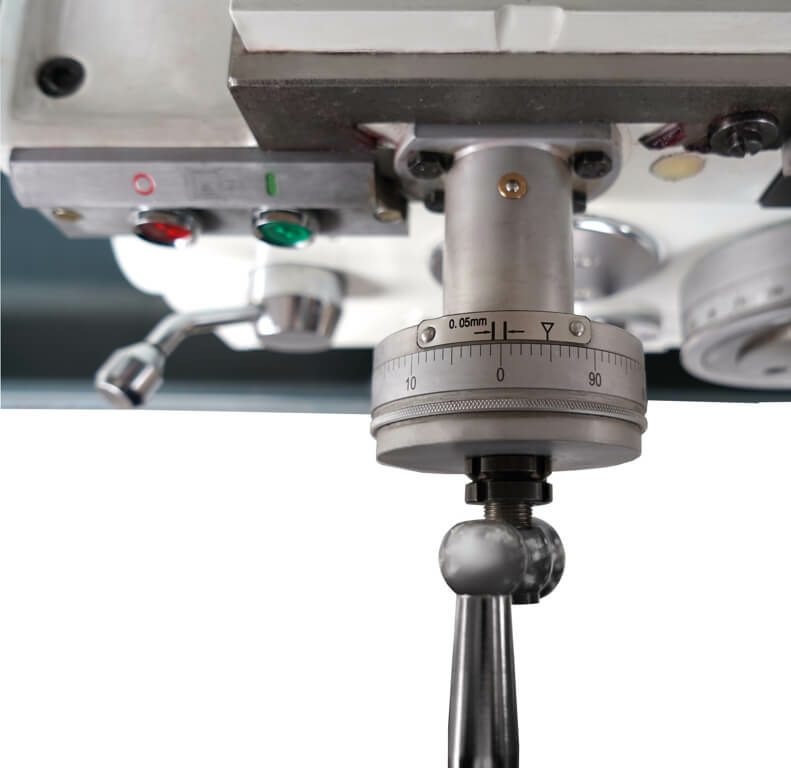 Токарно-винторезный станок Metal Master ZM 50100 DRO RFS