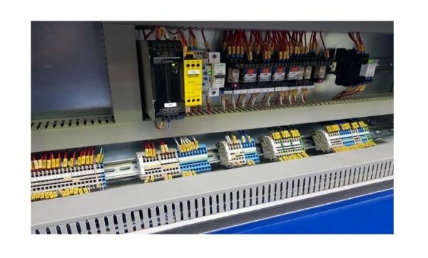 Станок для облицовывания панелей и профильных погонажных изделий Unimak PW-20 F5-E