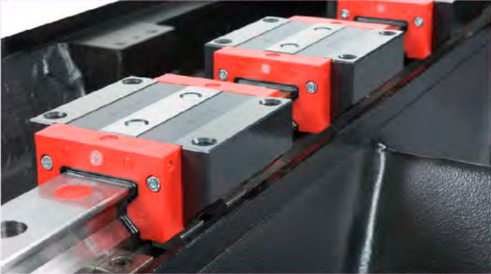 Фрезерный обрабатывающий центр повышенной точности RIC-DMC600