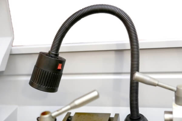 Настольный токарно-винторезный станок Metal Master MasterTurn 2860G